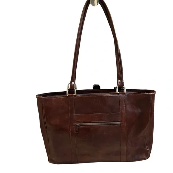 Vintage Leaders in Leather Tote Bag - Picture 2 of 13